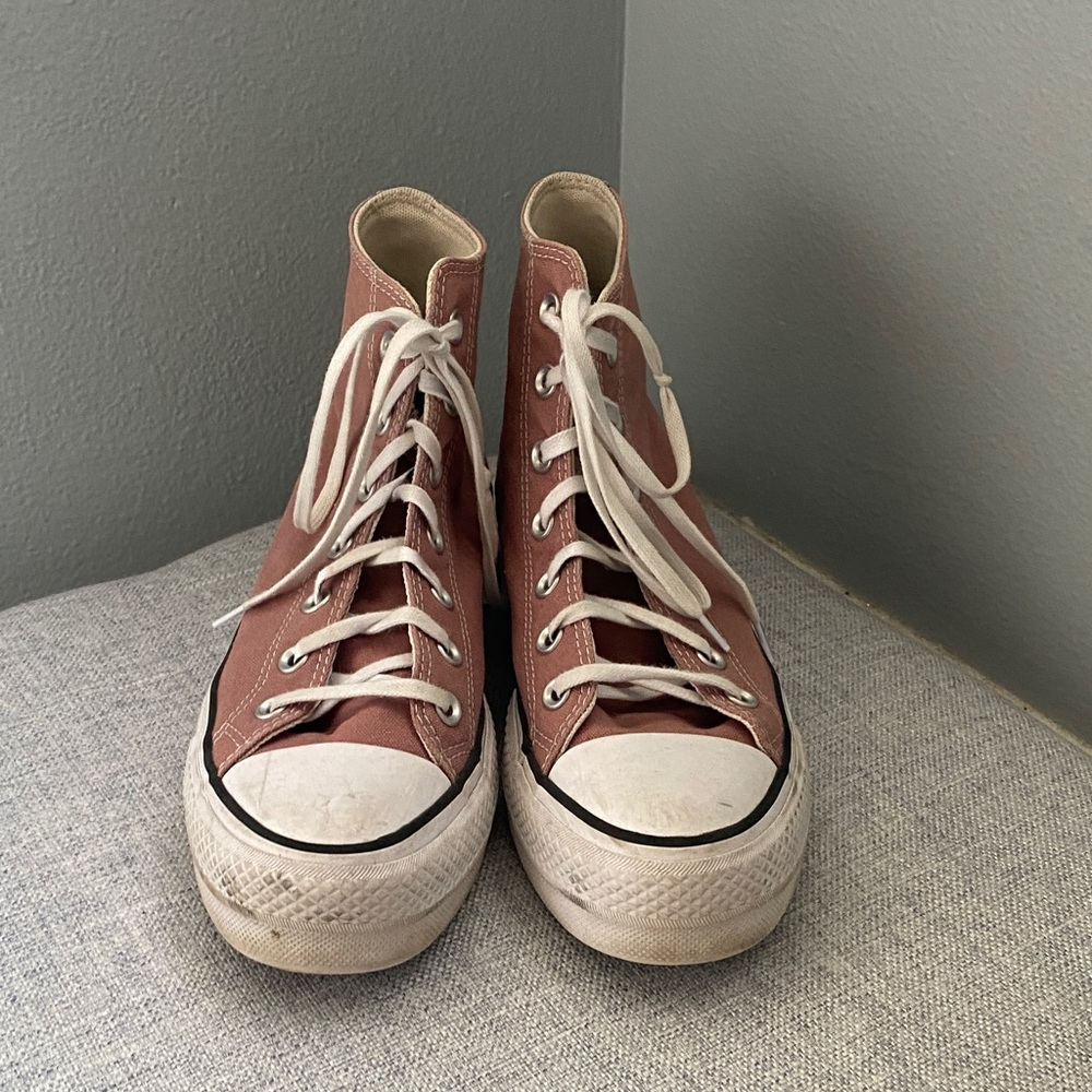 Converse High Tops in Dusty Pink - Picture 9 of 10